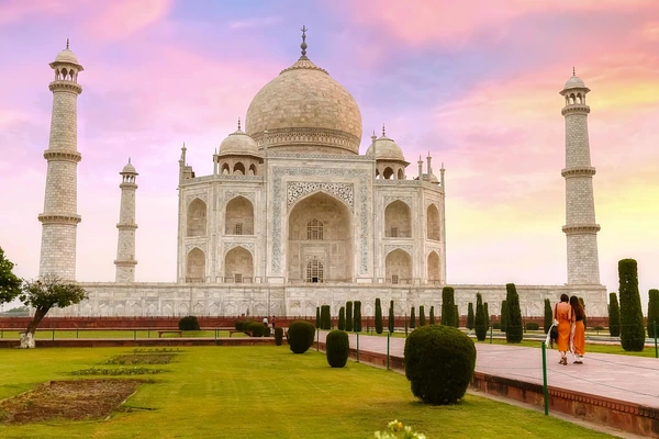 Taj Mahal with pink sky in background